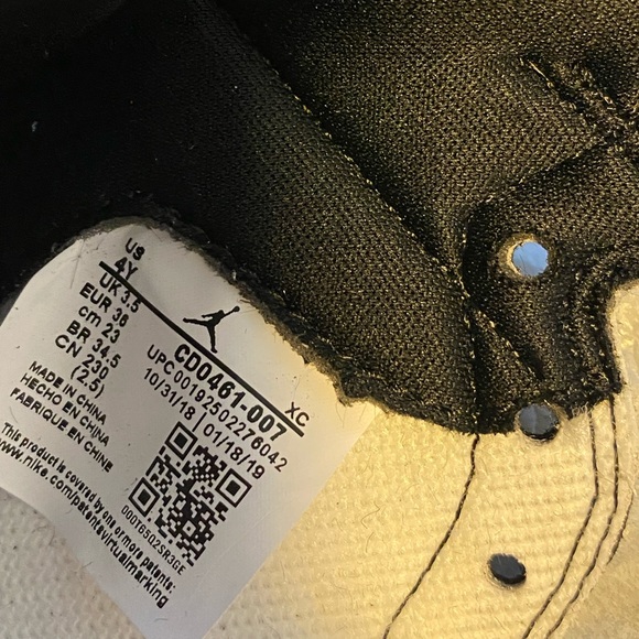 Air Jordan Panda.NOT FOR SALEJust sold at Mercari - Picture 4 of 4